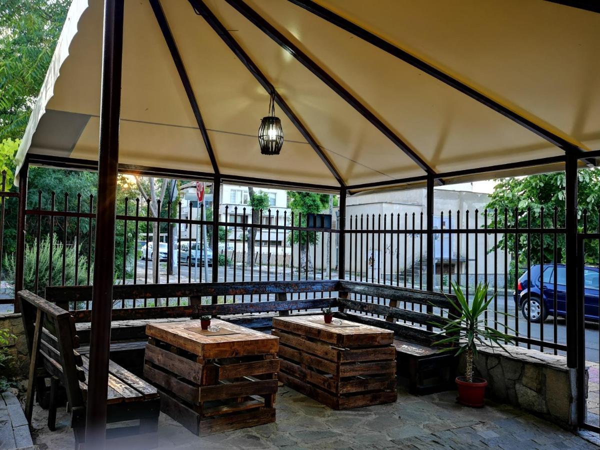 Paunovi Guest House Primorsko Esterno foto