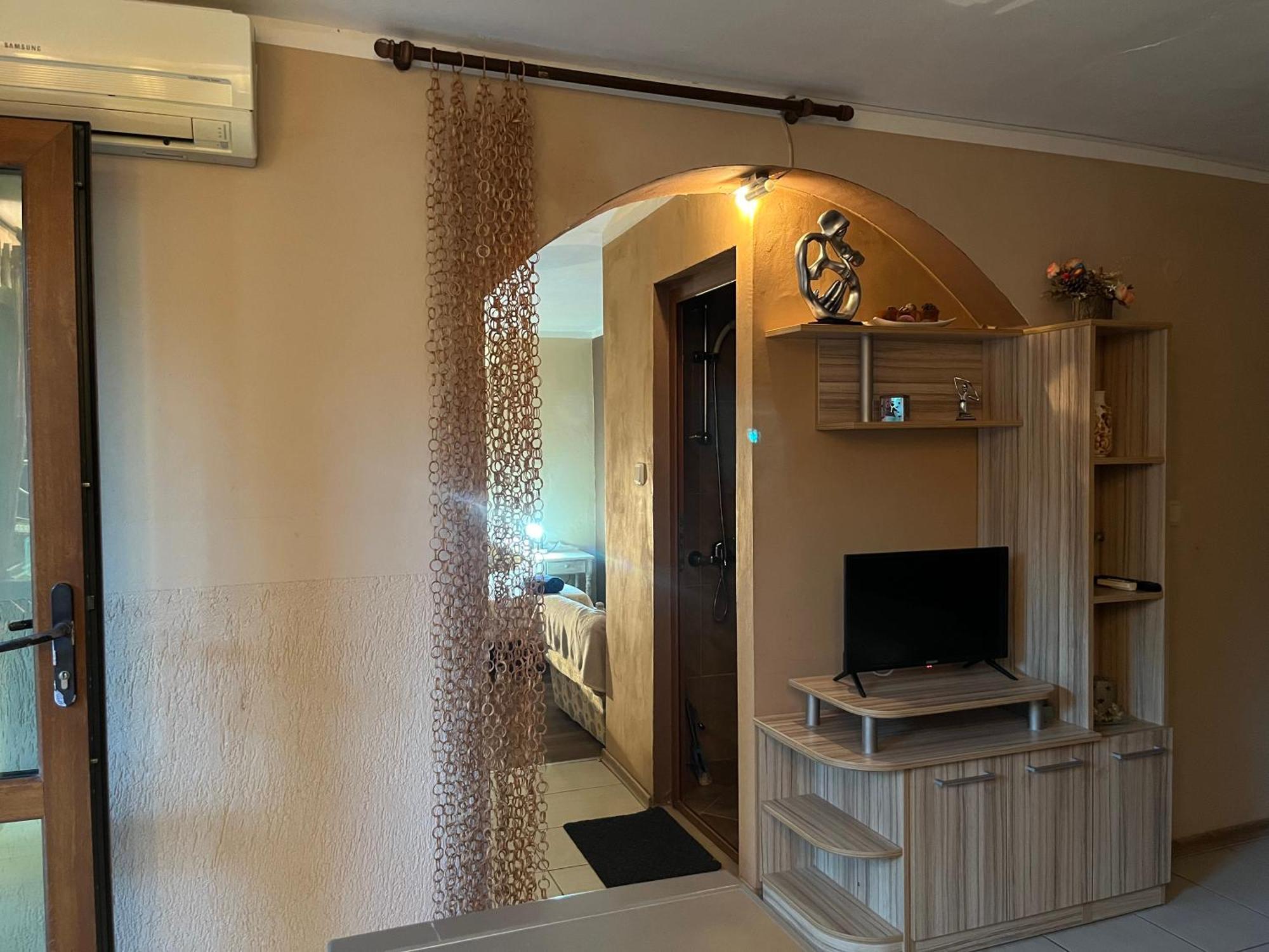 Paunovi Guest House Primorsko Esterno foto